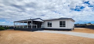 Property 10 Johnson Street, STREAKY BAY SA 5680 IMAGE 0