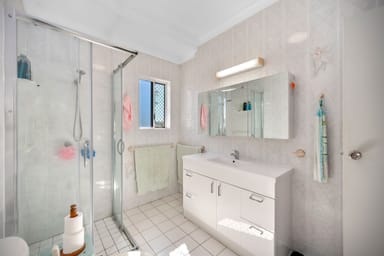 Property 4 Pasteur Street, Wulguru QLD 4811 IMAGE 0