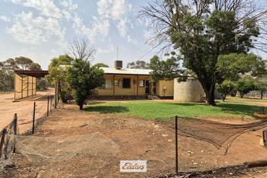 Property 877 Parallel Road, Manangatang VIC 3546 IMAGE 0