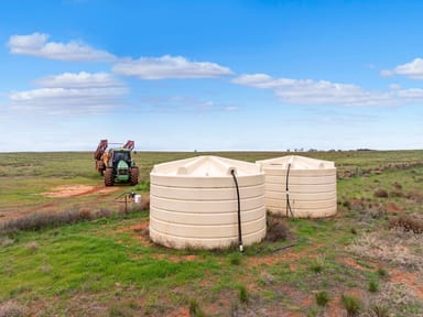 Property 'Lindsay' Lindsay Point Road, Murtho SA 5340 IMAGE 0