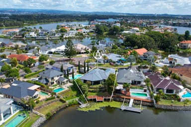 Property 3 Stargazer Place, Clear Island Waters QLD 4226 IMAGE 0