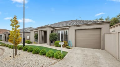 Property 17 Brighton Court, Wendouree VIC 3355 IMAGE 0