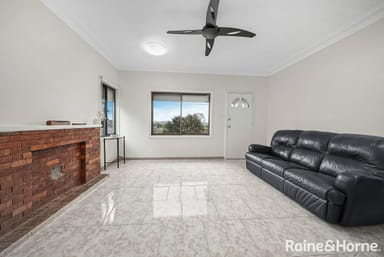 Property 16 Grandview Drive, CAMPBELLTOWN NSW 2560 IMAGE 0