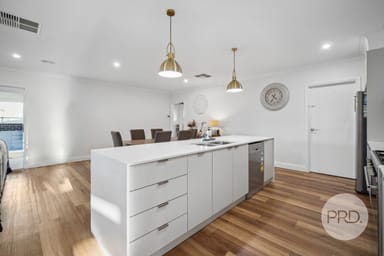Property 73 Deakin Avenue, LLOYD NSW 2650 IMAGE 0