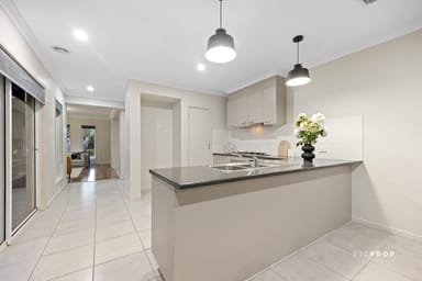 Property 33 Australis Drive, Williams Landing VIC 3027 IMAGE 0
