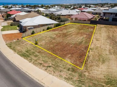 Property 33 Reef Boulevard, Drummond Cove WA 6532 IMAGE 0