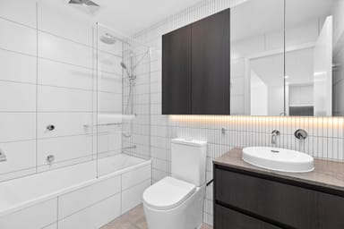 Property 30203, 15 Wharf Street, HAMILTON QLD 4007 IMAGE 0