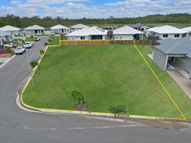 Property 18 New Meadow Circuit, Shaw QLD 4818 IMAGE 0