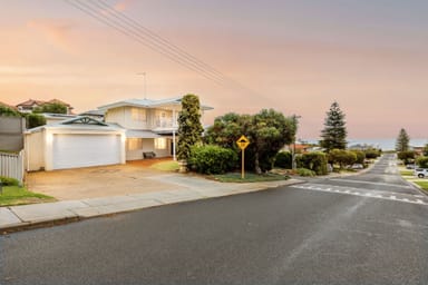 Property 24 Robin Avenue, Sorrento WA 6020 IMAGE 0