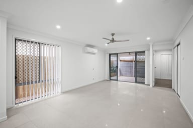 Property 5 Springbrook Street, South Ripley QLD 4306 IMAGE 0