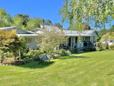 Property 32 Trewhella Drive, Newham VIC 3442 IMAGE 0