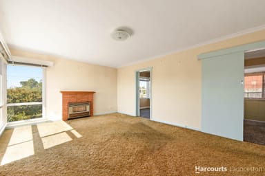Property 8 Oaktree Road, Youngtown TAS 7249 IMAGE 0