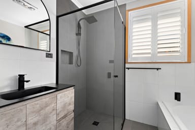 Property 21 Brunning Crescent, Frankston North VIC 3200 IMAGE 0