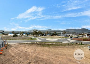 Property 42 Whitestone Drive, AUSTINS FERRY TAS 7011 IMAGE 0