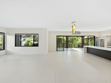 Property 7012 Vista Drive, BENOWA QLD 4217 IMAGE 0