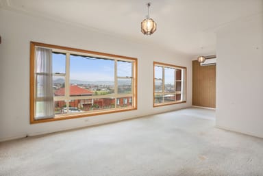 Property 17 Dovers Drive, Port Kembla NSW 2505 IMAGE 0