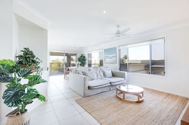 Property 8 Benetti Crescent, Hope Island QLD 4212 IMAGE 0