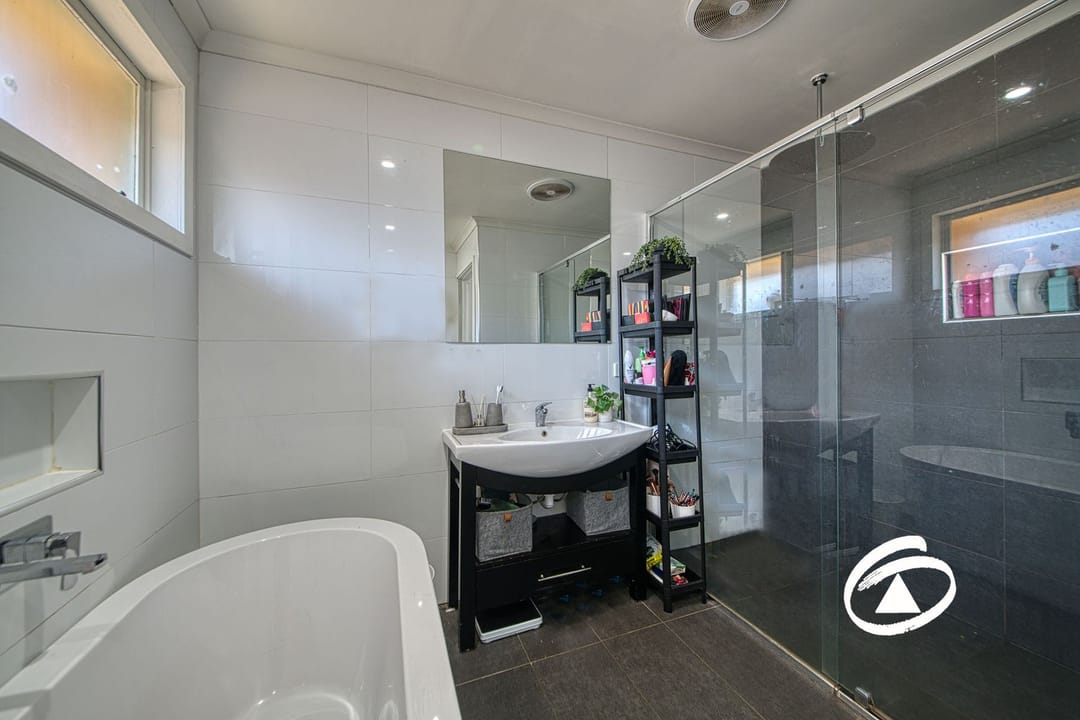 8th photo of property at 24 Barrington Drive, Pakenham VIC 3810