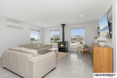 Property 104 Surfside Drive, Catherine Hill Bay NSW 2281 IMAGE 0