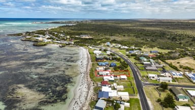 Property 182 Pelican Point Rd, Pelican Point SA 5291 IMAGE 0