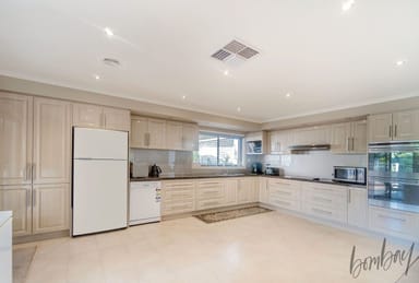 Property 5 Fleetwood Drive, GREENVALE VIC 3059 IMAGE 0