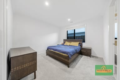 Property 27 Inverloch Avenue, CLYDE VIC 3978 IMAGE 0