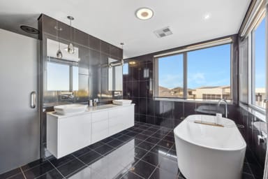 Property 12 Lucretia Circle, NORTH COOGEE WA 6163 IMAGE 0