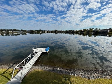 Property 54 Dipper Drive, BURLEIGH WATERS QLD 4220 IMAGE 0