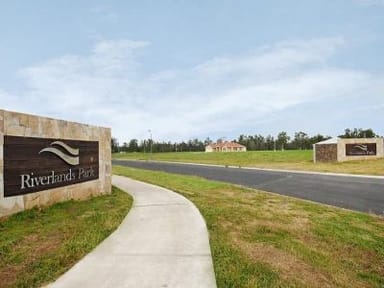 Property 32 Parklands Circuit, Mareeba Qld 4880 IMAGE 0