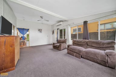 Property 7 Elizabeth Street, FLYING FISH POINT QLD 4860 IMAGE 0