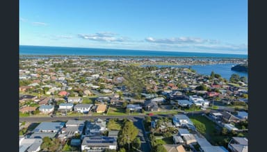 Property 31 O'Neills Road, LAKES ENTRANCE VIC 3909 IMAGE 0