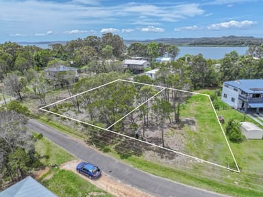 Property 35-37 Tenanne Street, RUSSELL ISLAND QLD 4184 IMAGE 0