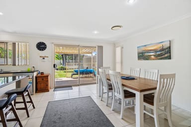 Property 31 Barnham Street, WYNNUM QLD 4178 IMAGE 0