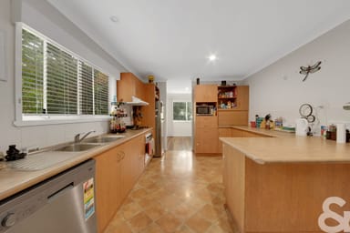 Property 34 Charles Street, WEST GLADSTONE QLD 4680 IMAGE 0