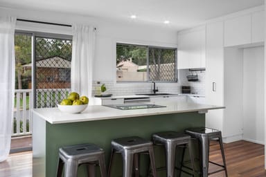Property 207 Englefield Road, OXLEY QLD 4075 IMAGE 0