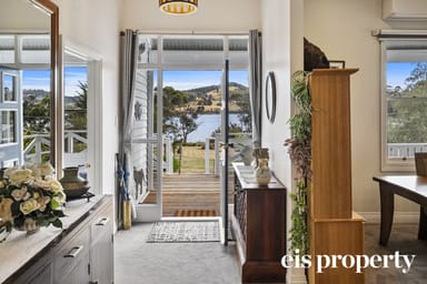 Property 8 Helms Road, GARDNERS BAY TAS 7112 IMAGE 0