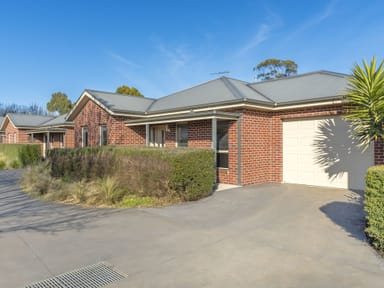 Property Unit 3, 17 Stawell St, Romsey VIC 3434 IMAGE 0