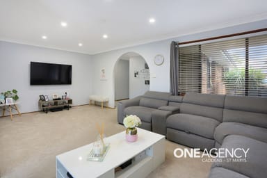 Property 4 Greenbank Drive, WERRINGTON DOWNS NSW 2747 IMAGE 0