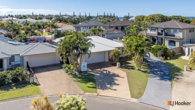 Property 21 Brandon Court, CORAL COVE QLD 4670 IMAGE 0