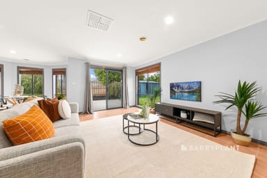 Property 7 Padstow Court, Narre Warren South VIC 3805 IMAGE 0