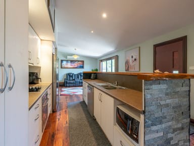 Property 16 Bayvista Rise, ST HELENS TAS 7216 IMAGE 0