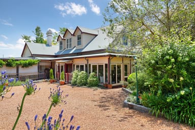 Property 17 Coomonderry Street, Katoomba NSW 2780 IMAGE 0