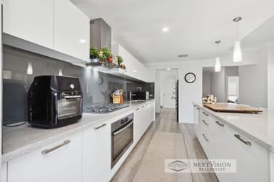 Property 4 Mermaid Rise, YANGEBUP WA 6164 IMAGE 0
