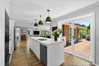 Property 280 Avoca Drive, Avoca Beach NSW 2251 IMAGE 0