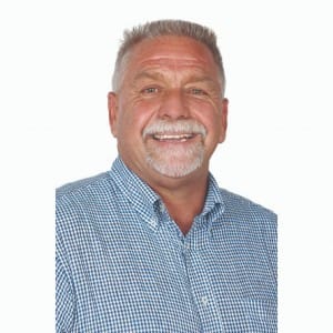 Property Agent Ian Cooper