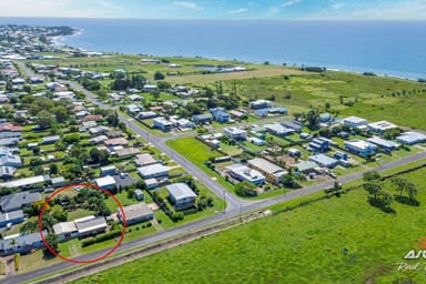 Property 96 Sea Park Road, Burnett Heads QLD 4670 IMAGE 0