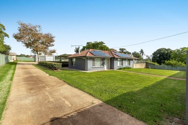 Property 15 Vanity Street, Rockville QLD 4350 IMAGE 0