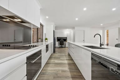Property 6 Trevor Drive, Coombabah QLD 4216 IMAGE 0