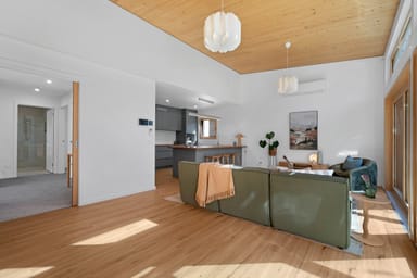 Property 24 Robson Street, Garran ACT 2605 IMAGE 0