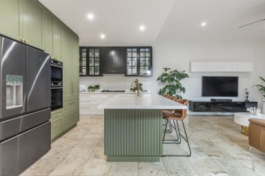 Property 1 View Court, Brighton VIC 3186 IMAGE 0